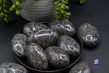 Yooperlite Palm Stone