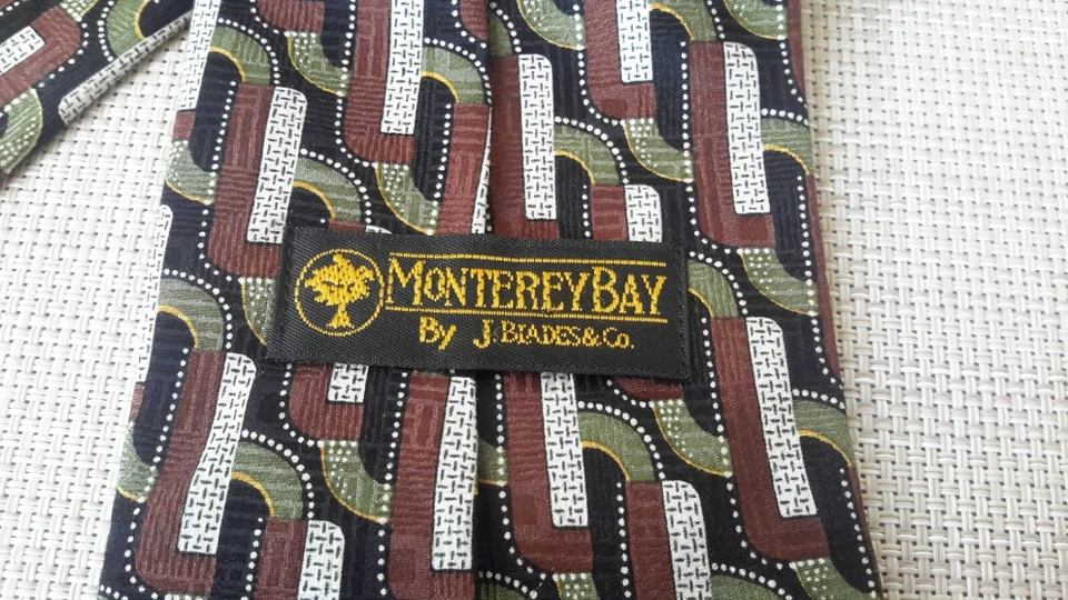 Corbata Monterey Bay por J.Blades & Co. Para Hombres 100% Seda Patrón Geométrico Pre-ow Foto 4 de 4