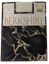 VTG 90s Berkshire Ultra Sheer Control Top Sandalfoot Ivory Pantyhose Size 2 1990
