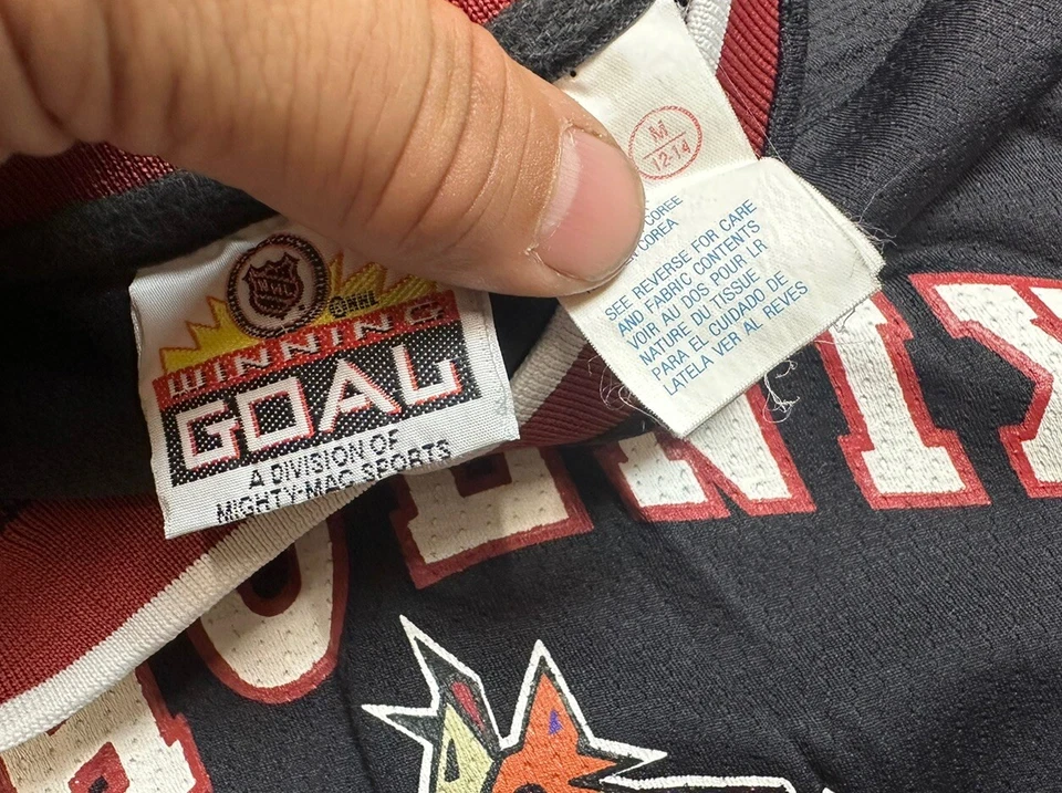 Camiseta deportiva vintage Phoenix Coyotes Jeremy Roenick Kachina juvenil mediana (10-12) negra Foto 4 de 4