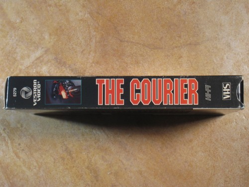 THE COURIER GABRIEL BYRNE IAN BANNEN MUSIC BY U2 VHS 1ST EDITION 1989 VESTRON - Picture 4 of 8