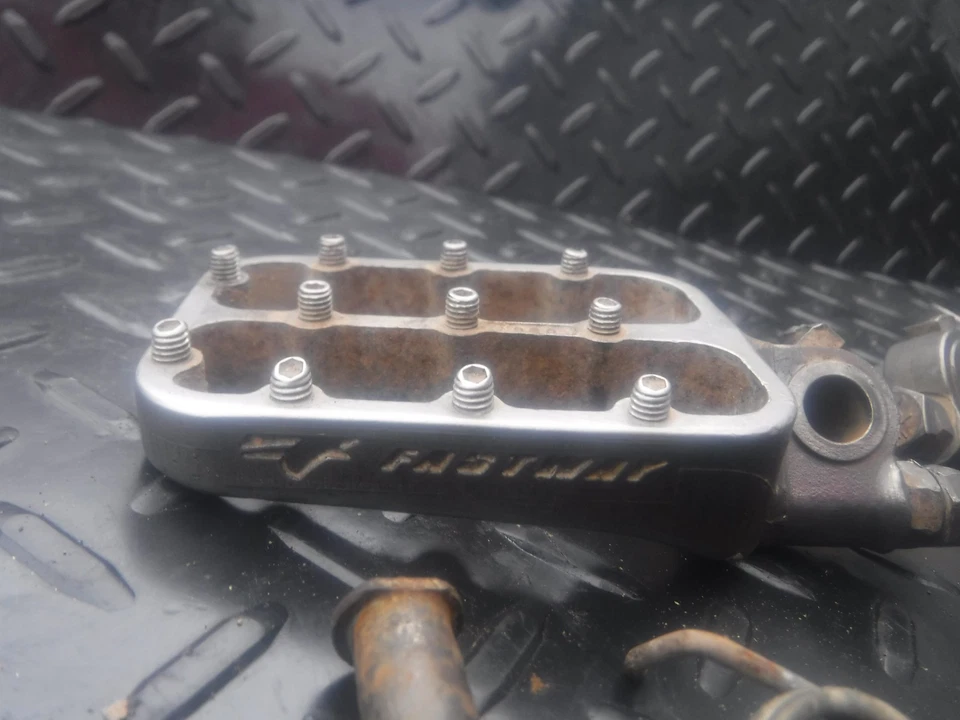 2004 Honda CRF250R FASTWAY FOOT PEGS CRF 250R 04-09 - Imagem 4 de 4