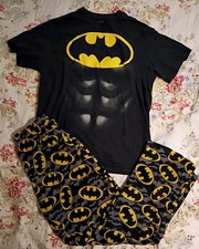 Batman Boys Large 2 Piece Pajama Set Short Sleeve  Pants Comics Sleepwear
