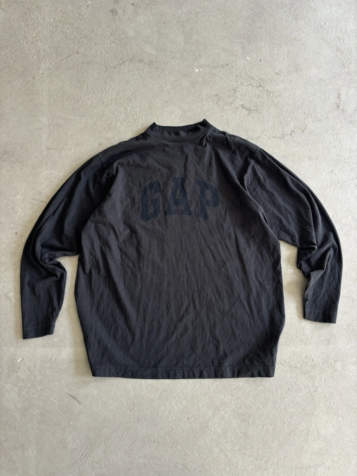 Maglione YZY x GAP x Balenciaga