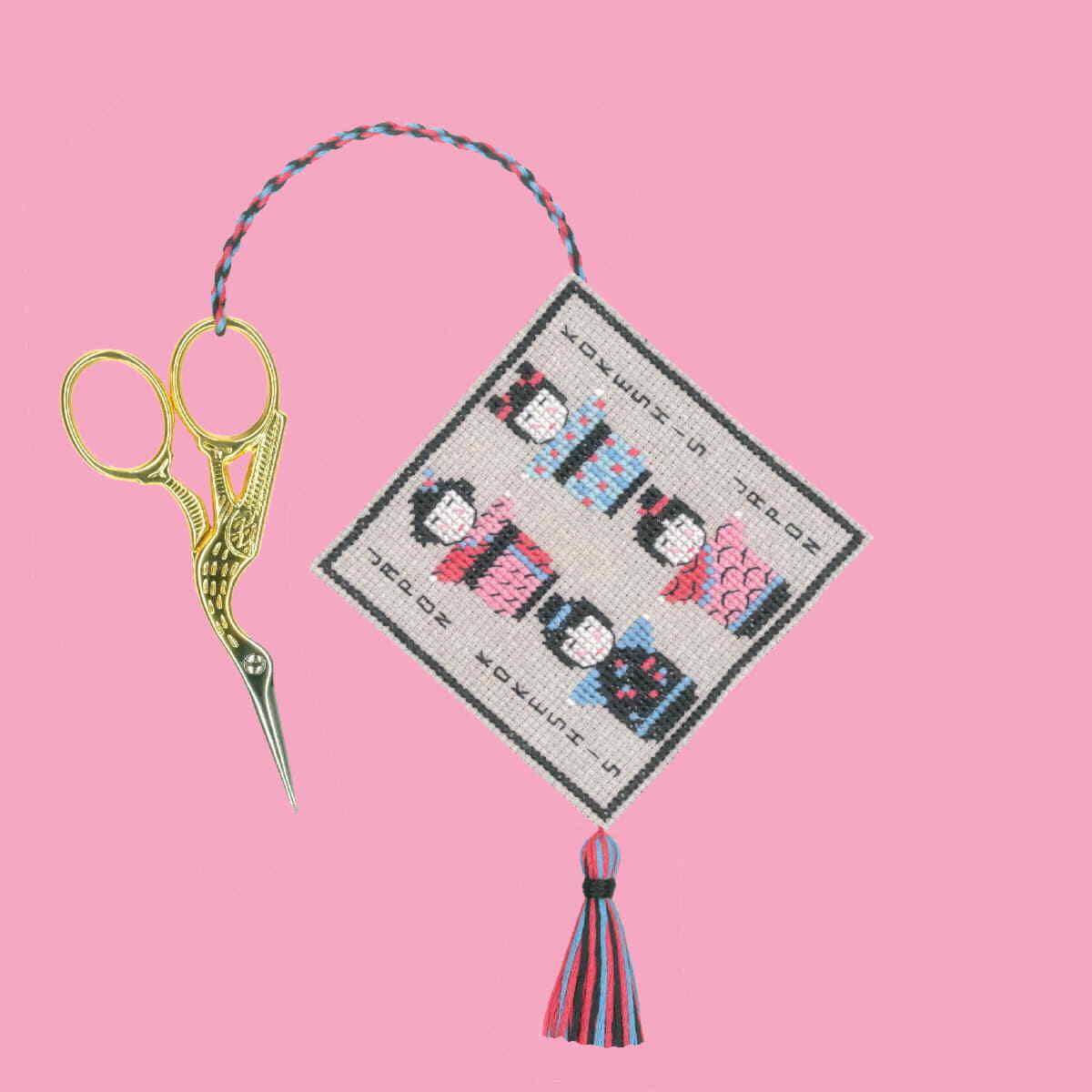 Le Bonheur des Dames counted cross stitch kit ""Scissor Holder Kokeshi"", 7,5x7,5c