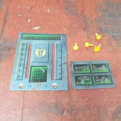 Space Crusade Imperial Fists Schiebetablett und Waffenkarte + Heringe