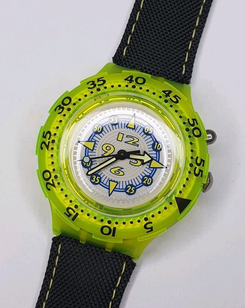 Swatch Scuba Fluoskop SDJ900 - functional - 38mm