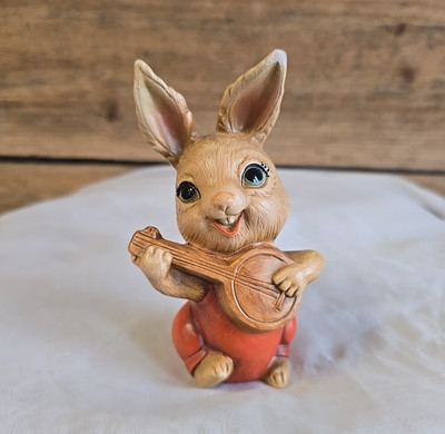 Vtg Pendelfin Bunny Rabbit Banjo Figurine Hand Painted Brown 5 