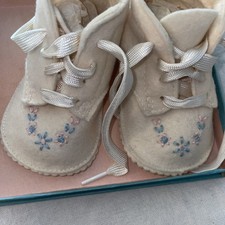 NEW Vintage Hand Embroidery Baby Shoes Infant 100 wool High Top Size 0