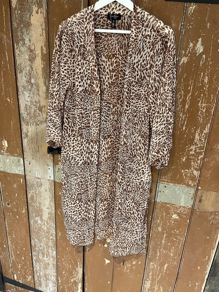 Ropa de noche Jessica Simpson con estampado de leopardo para mujer talla XS Foto 3 de 4