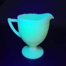 Vintage c.1940 Mckee Laurel French Ivory Uranium Glowing Glass Creamer Pitcher