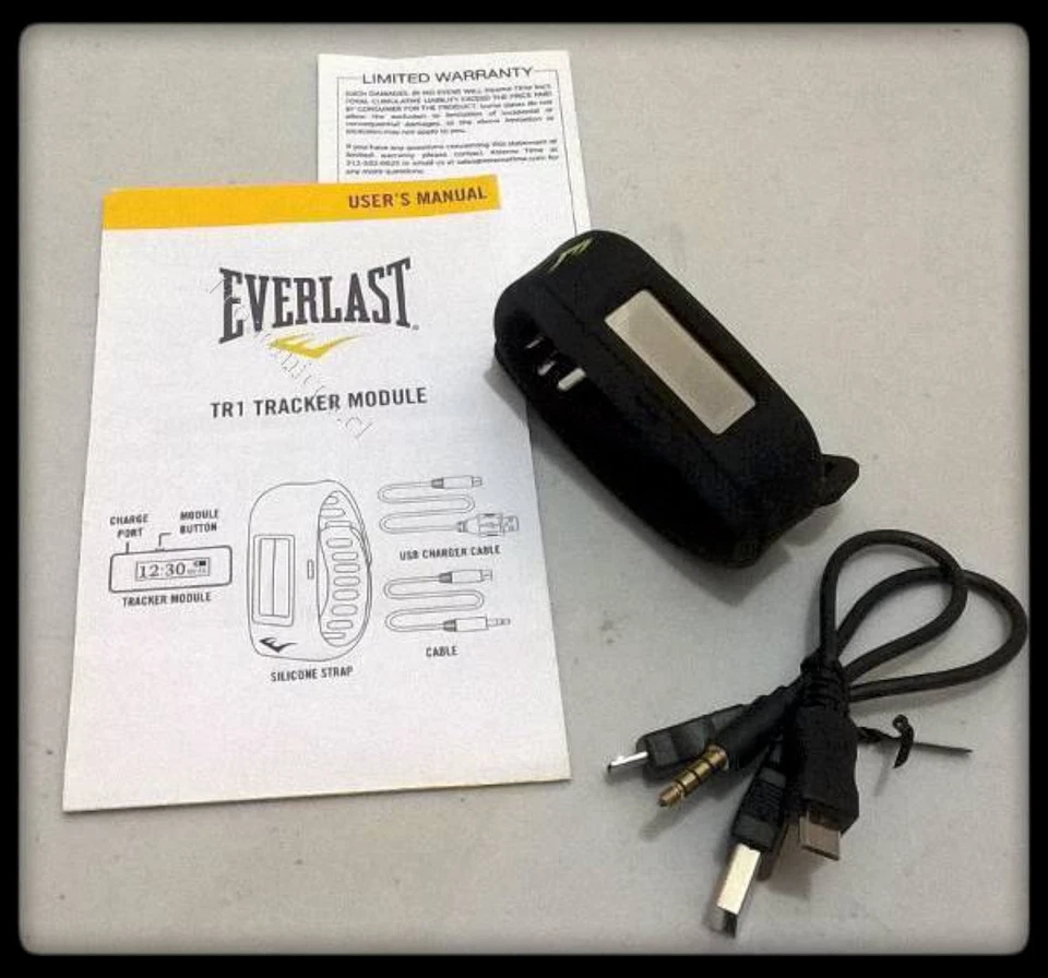 NEW Everlast EVWTR011BL TR1 Blue Wireless Sleep/ Fitness Activity Tracker Watch - Image 2 of 2