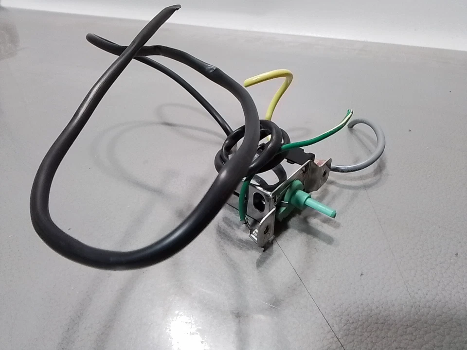 Mini termostato de nevera Sanyo N.º de parte: PFN-209S-01 Foto 4 de 4