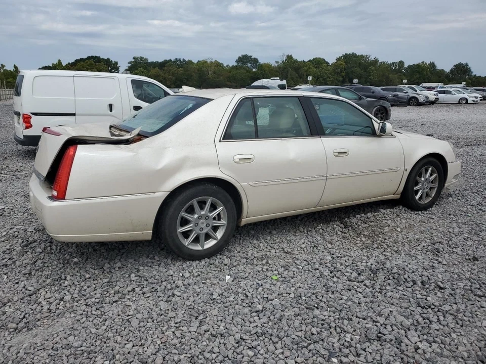 Chassis ECM Communication Onstar Opt UE1 ID 20756237 Fits 09-11 DTS 5228267 Foto 3 de 4