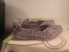 BM Bernie Mev Womens sz 38 Multicolor Slip On Casual Flats Shoes 32