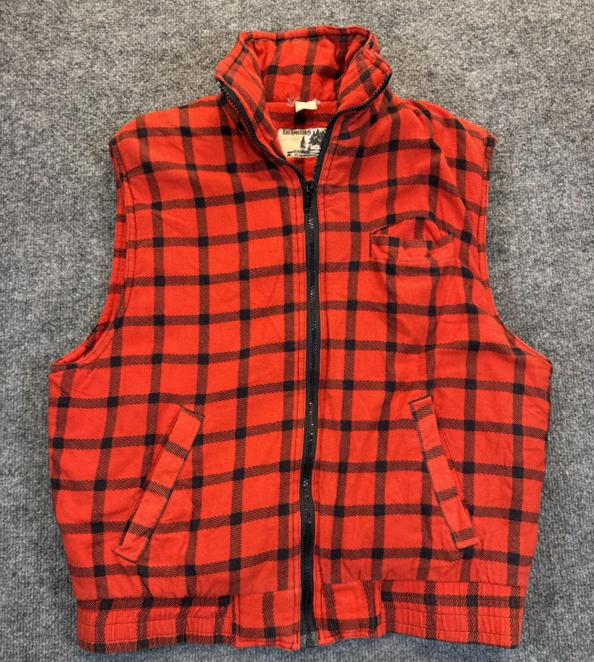 Backwoods Men’s Red Black Plaid Zip Vest Size Large (22x28) Outdoors Lumberjack
