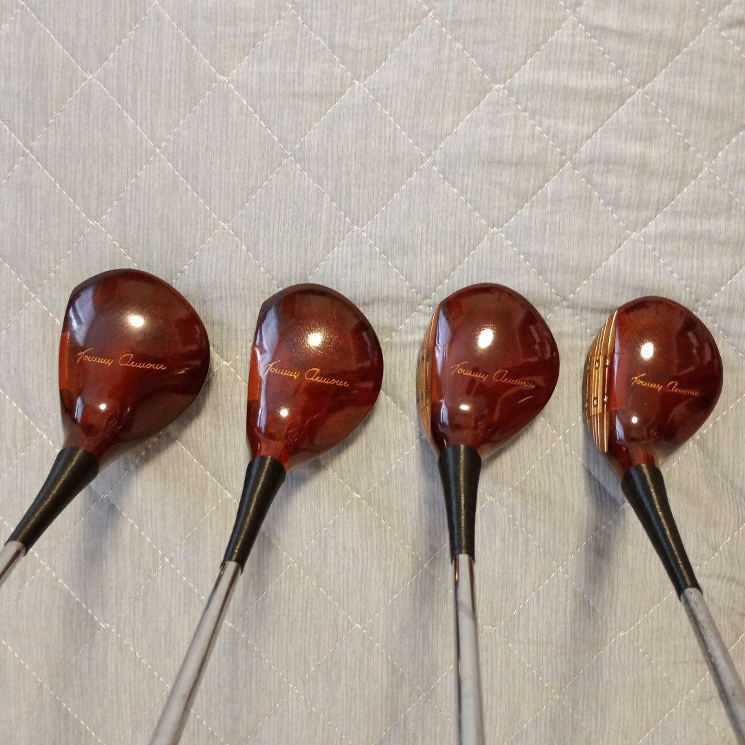MacGregor Tommy Armour 945w Eye-O-Matic Persimmon Golf Iron 1-4