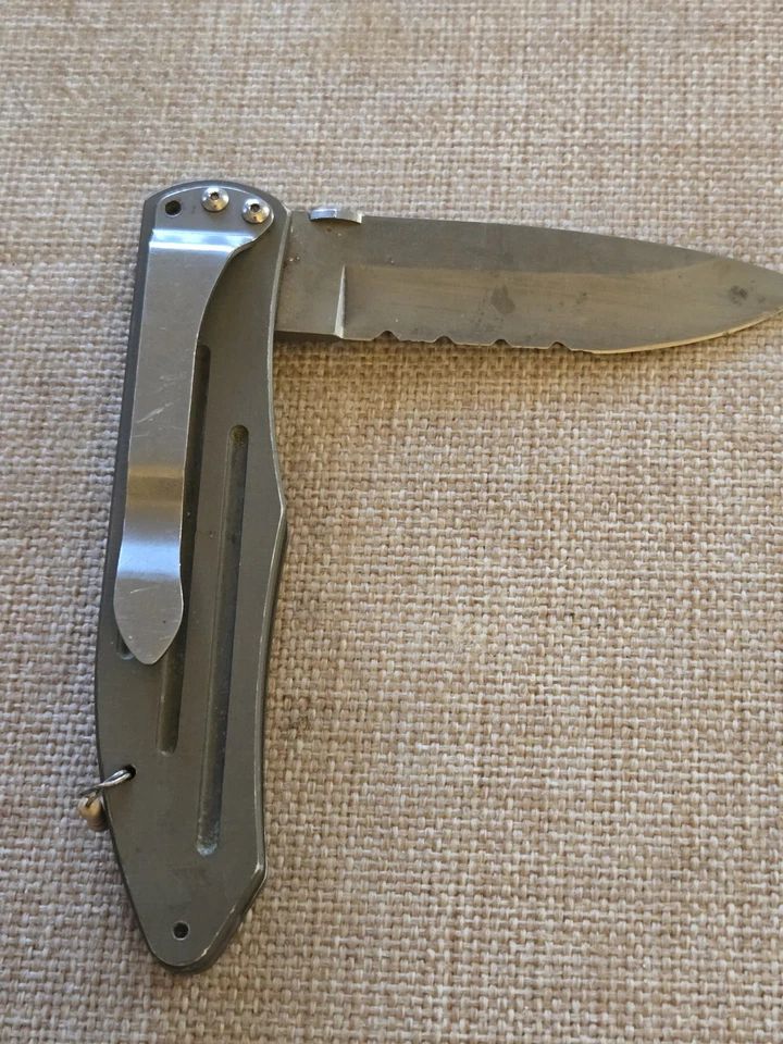 Cuchillo Ka-Bar 4051 Extreme Range Punto de caída Hoja dentada de 3 pulgadas Foto 4 de 4