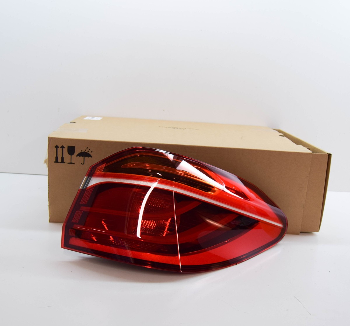 BMW 2 Gran Tourer F46 Rear Right Outer Tail Light 63217461608 NEW
