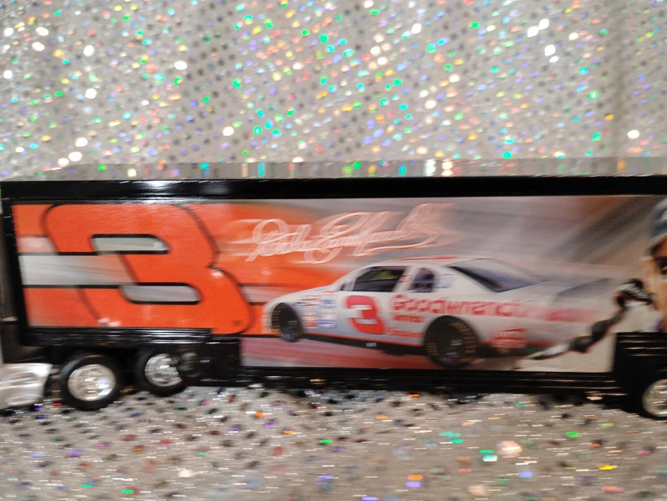 Dale Earnhardt Sr 1995 Semi Hauler NASCAR 温斯顿杯系列 25 周年 #3 — 第 2/4 张图片