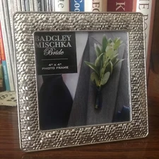 Badgley Mischka Photo Frame Bride Collection 4x4 Silver Metal Shiny Embossed B8