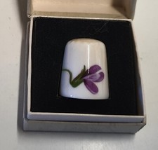 Hammersley Violet Design Fine Bone China Thimble Made in England c1951-74 Boxed