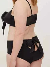 Torrid   Big Bow Satin Cheeky Panty     NWT    2x  3x 4x  plus