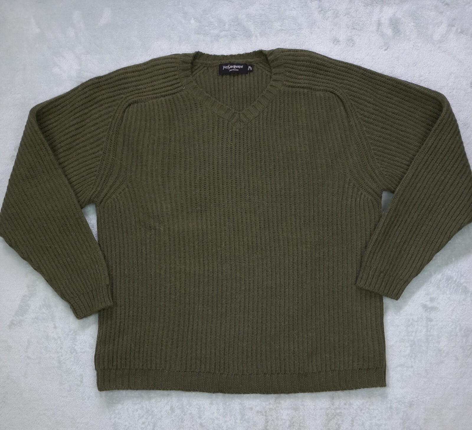 Maglione Yves Saint Laurent pullover V NecK maglione acrilico verde militare taglia XL