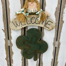 Vintage St Patrick  s Day Decor Rustic Wood  Metal Welcome Sign Shamrock