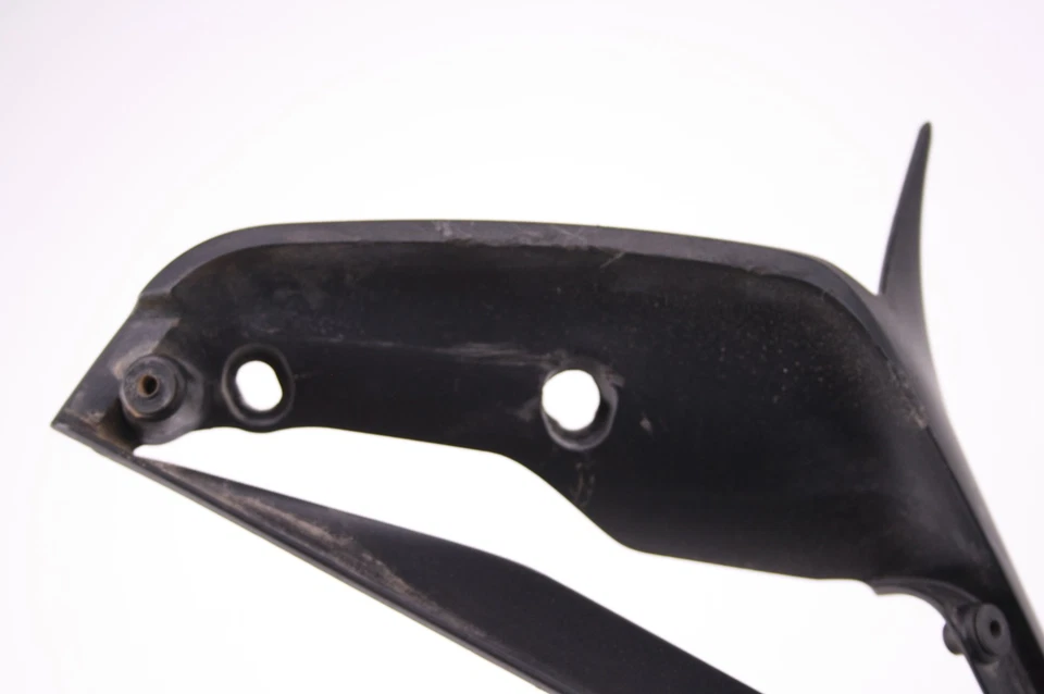 Правосторонний обтекатель 14 MV Agusta Rivale 800 ПОВРЕЖДЕН - Изображение 3 из 4