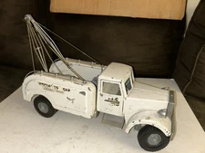 Vintage 50’s Smith Miller MIC Autocar Mack Toy Tow Truck Wrecker Is Or Restore
