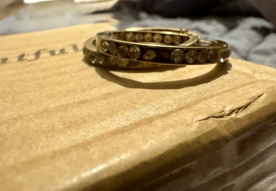 4 pares de pendientes, 13 ganancias diversas Foto 3 de 4