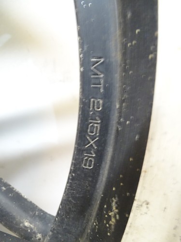 1982 Honda CB900 Front Wheel Rim - Picture 4 of 9