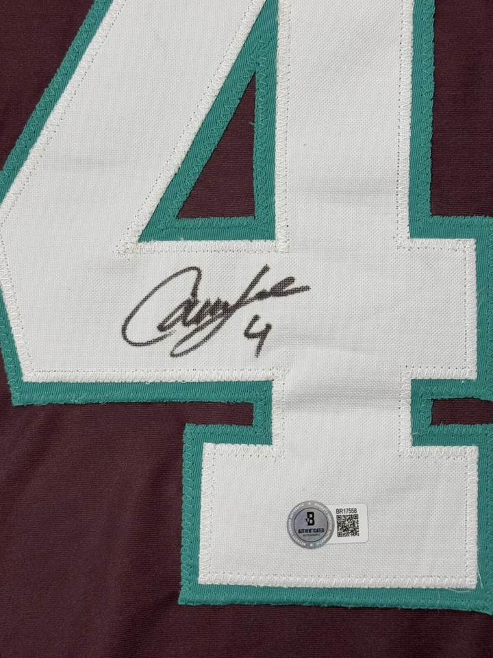 Camiseta deportiva autografiada firmada por Cam Fowler Anaheim Ducks personalizada EggPlant Beckett certificado de autenticidad Foto 3 de 3