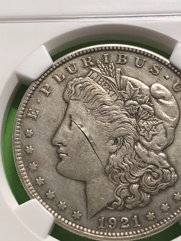 1921 MORGAN SILVER DOLLAR - ONE OF A KIND - MAJOR - MINT ERROR - NGC CERTIFIED! - Image 3 of 4