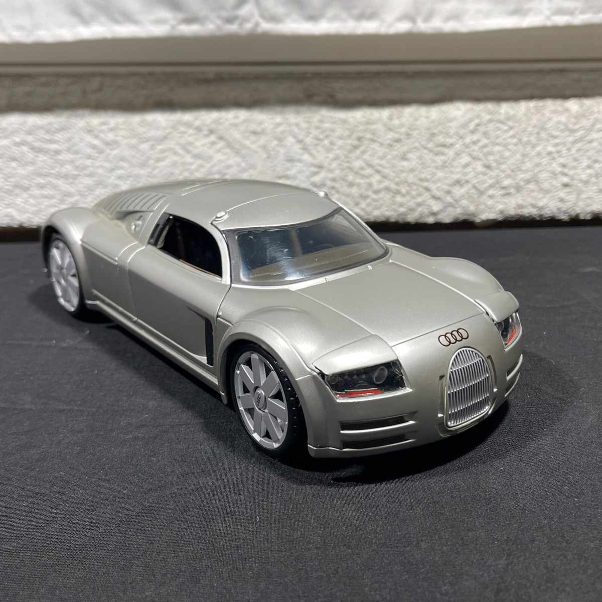 Maisto Audi Super Sports Wagen 