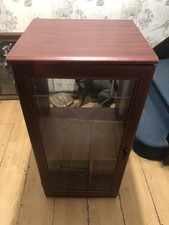 WOODEN STEREO CABINET UNIT 