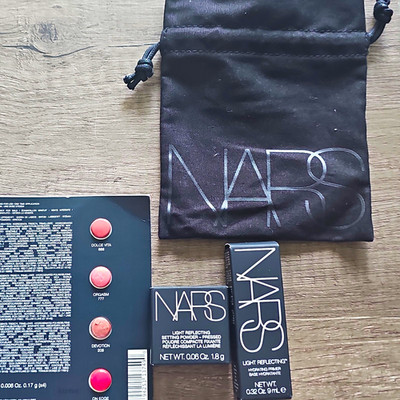 NARS Light Reflecting Travel Set Primer, Pressed Powder + 4 Lip Shades HA