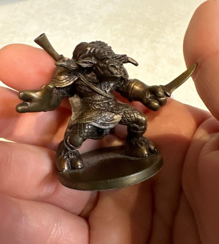VERY Rare World Of Warcraft 2005 Board Game Metal Playing Piece Tauren Hunter