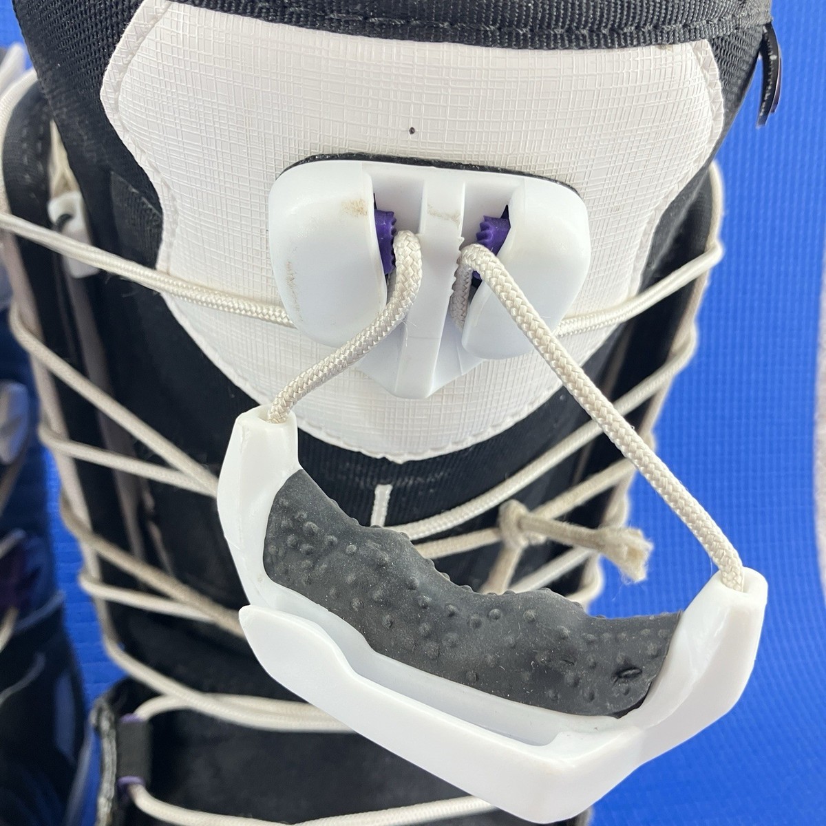 Salomon Synapse Wide Snowboard Boots Men's 9 All Mountain