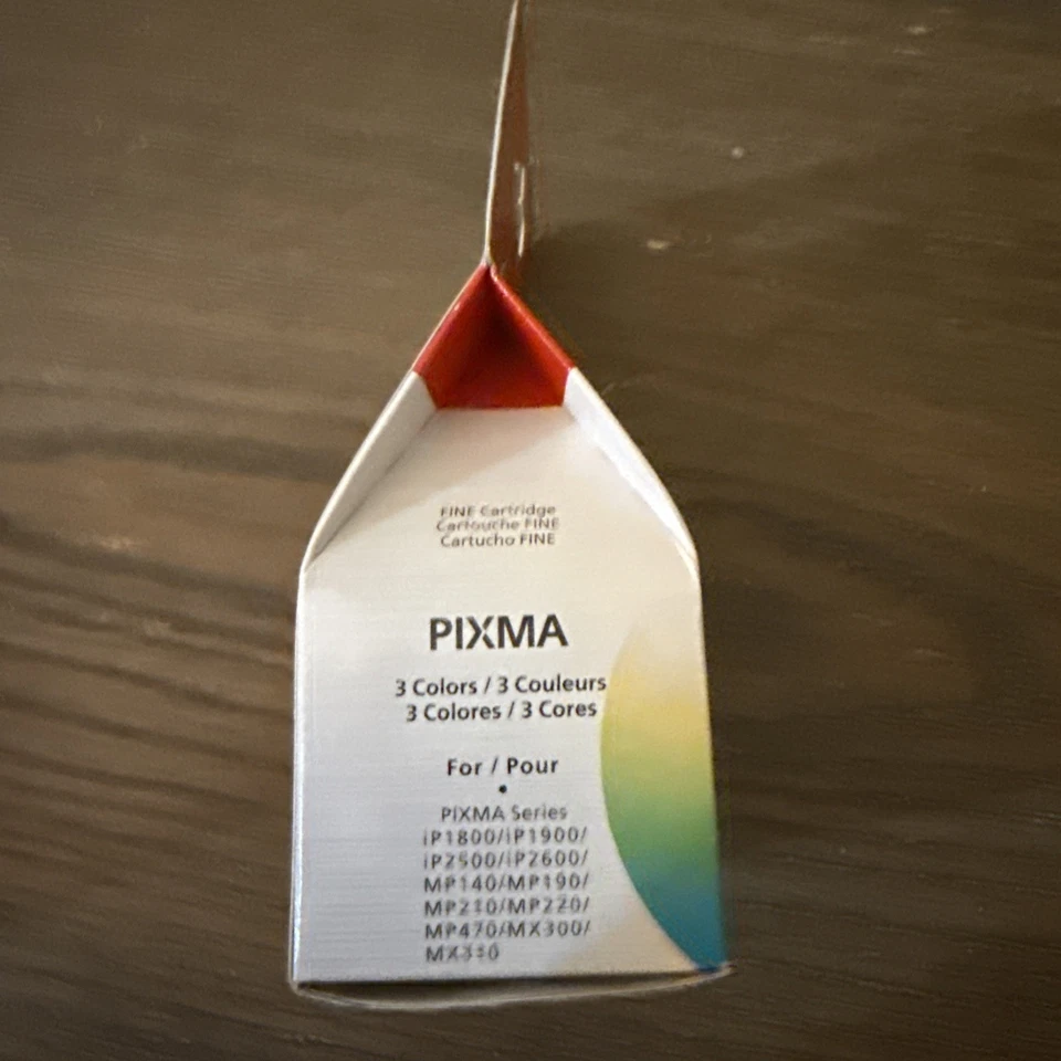 Cartucho de tinta tricolor Canon CL-31 Chromalife 100 1900B002 para impresoras PIXMA Foto 2 de 4