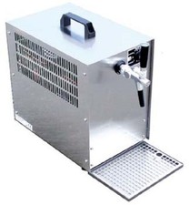 Bierkoffer Durchlaufkühler Bierkühler Zapfanlage Kühler 60l/h Zapfhahn Tropfsch.