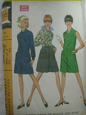 Vintage 60's McCalls 9429 YOKED INVERTED PLEAT DRESS Sewing Pattern Women Sz 8