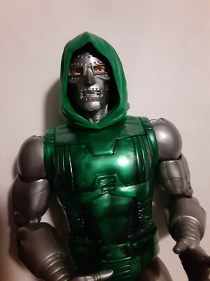 Marvel Legends Doctor Doom 6
