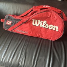 Bolsa de viaje deportiva Wilson Tour 4 bolsillos roja/negra tenis bádminton con correa acolchada