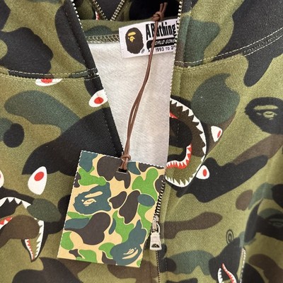 BAPE Shark 1st Camo Shark Full Zip Hoodie (SS23) Green Size Large