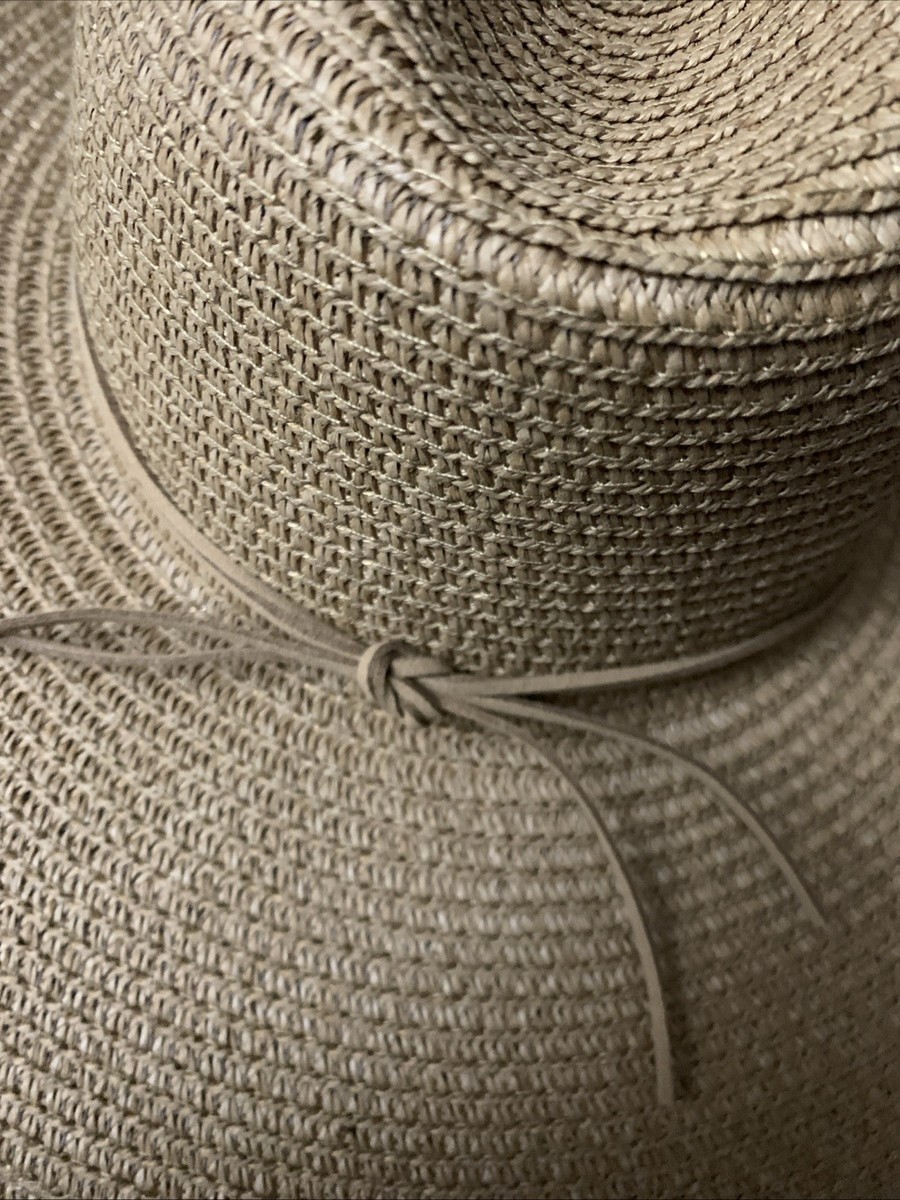 NWT House of Harlow 1960 Ruana & Panama Hat Set – One Size Beach Vacation Resort NWT House Of Harlow 1960 Coverup And Panama Hat One Size  main image 2