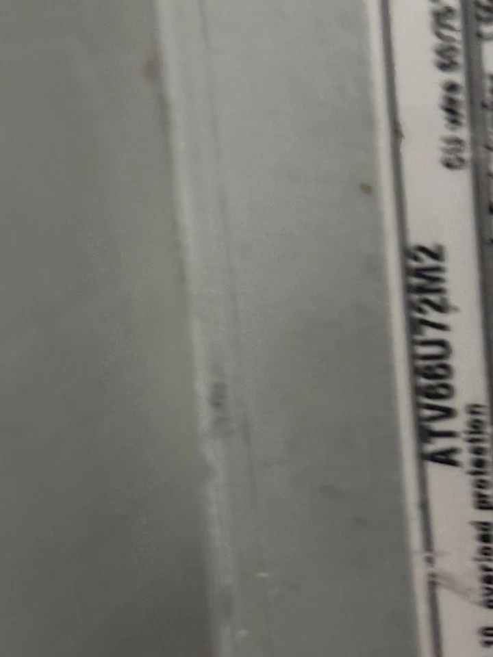 Unidad de frecuencia variable Telemecanique Altivar 66 ATV66U72M2 Foto 3 de 4