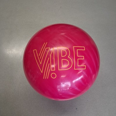 BUBBLEGUM VIBEボウリングボール 15LB s-l400.jpg