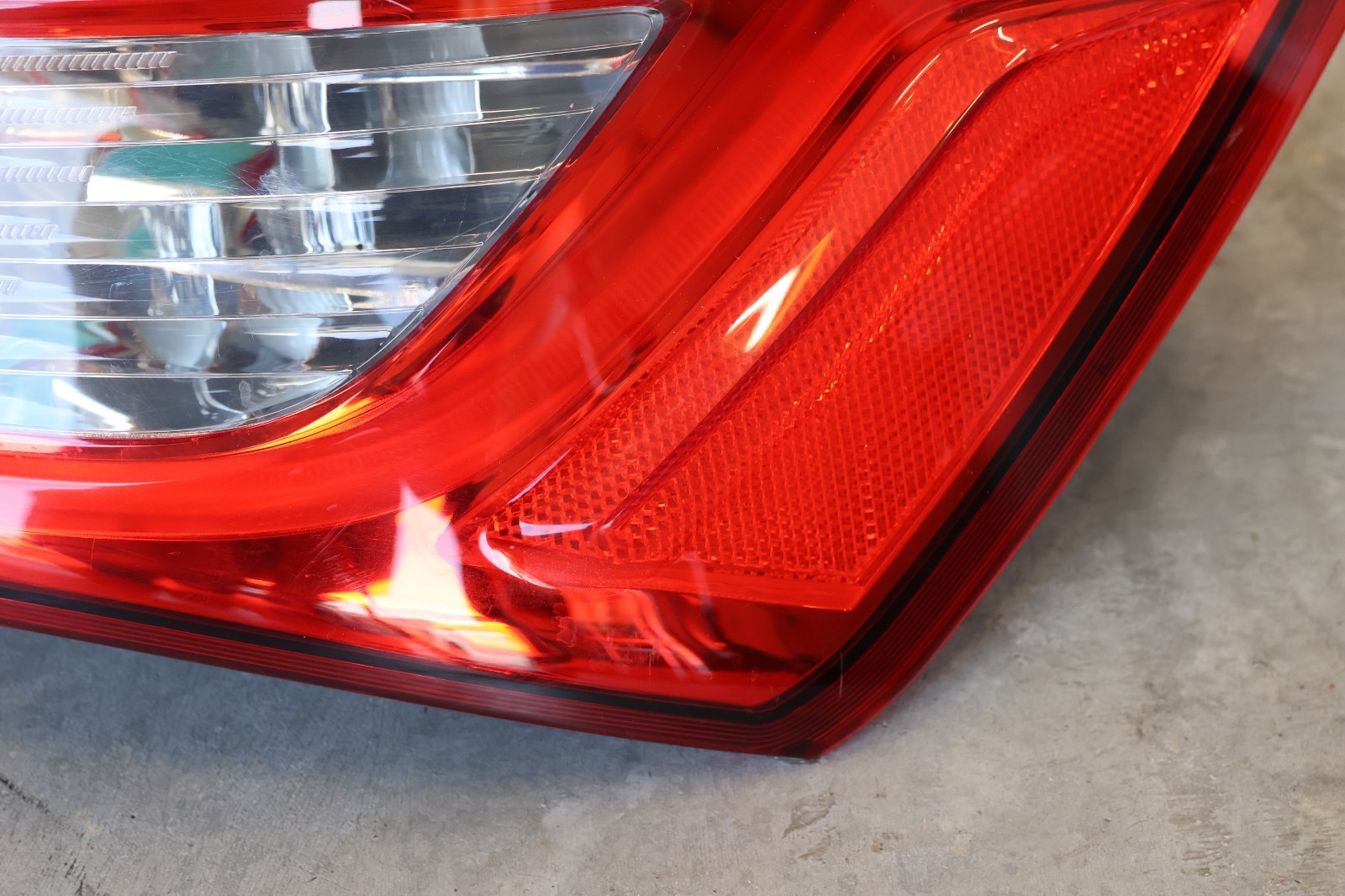 Maserati Ghibli 2014-2019 RIGHT+OUTER Tail light